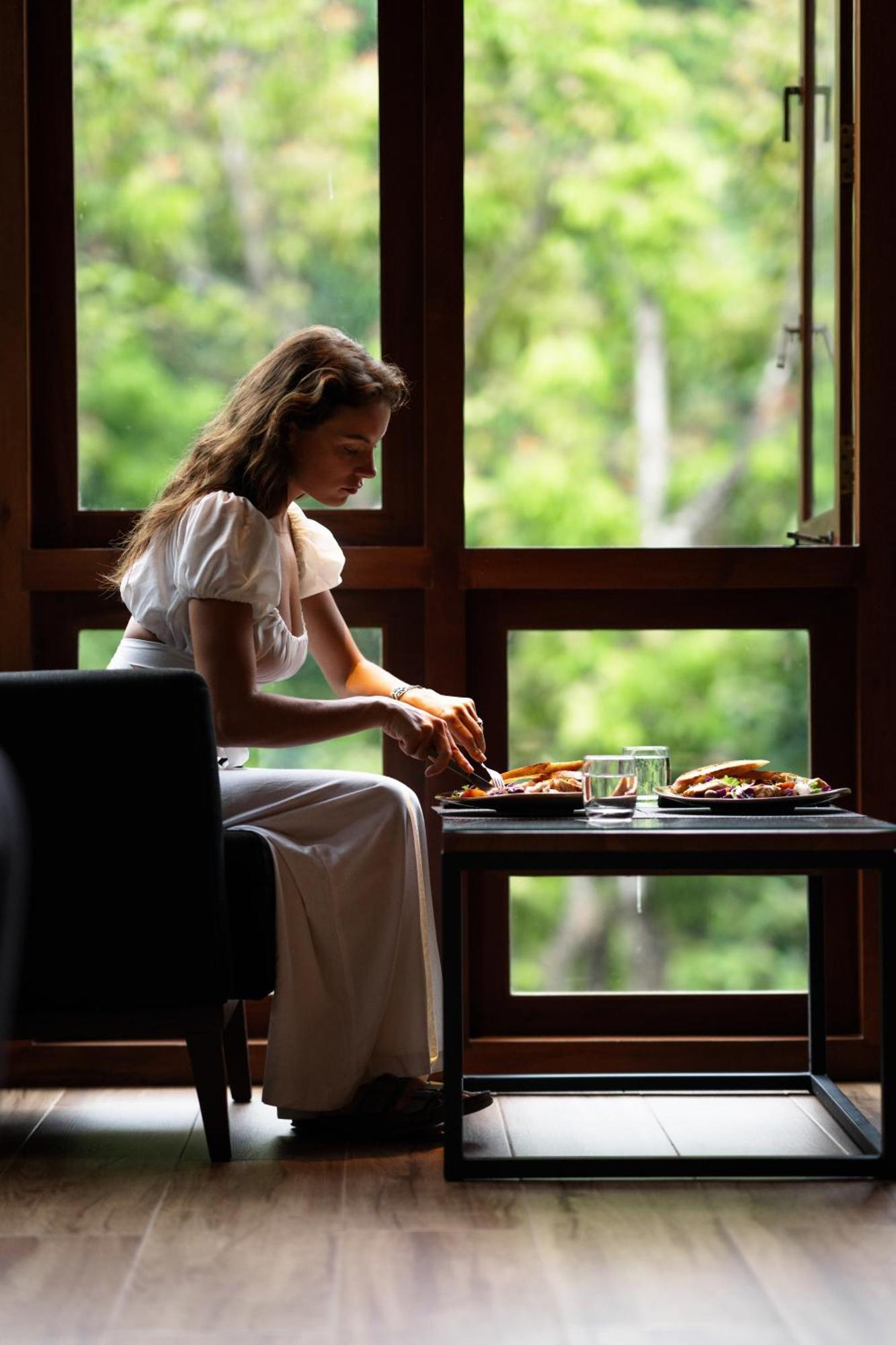 Moksha At Kitulgala - Rainforest Boutique Hotel Eksteriør bilde
